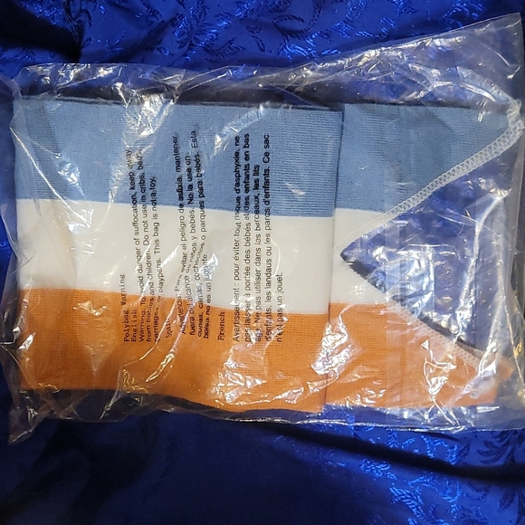 🍂3/$10 Loot Crate x Bioworld Anti-Magic Academy 35th Test Platoon striped scarf - Picture 5 of 9